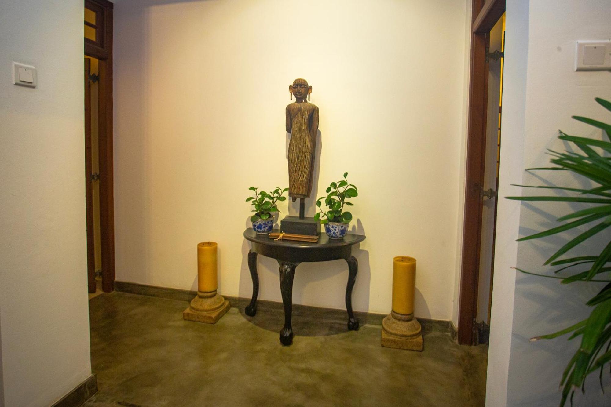 Dhyana Villa アンバランゴダ エクステリア 写真