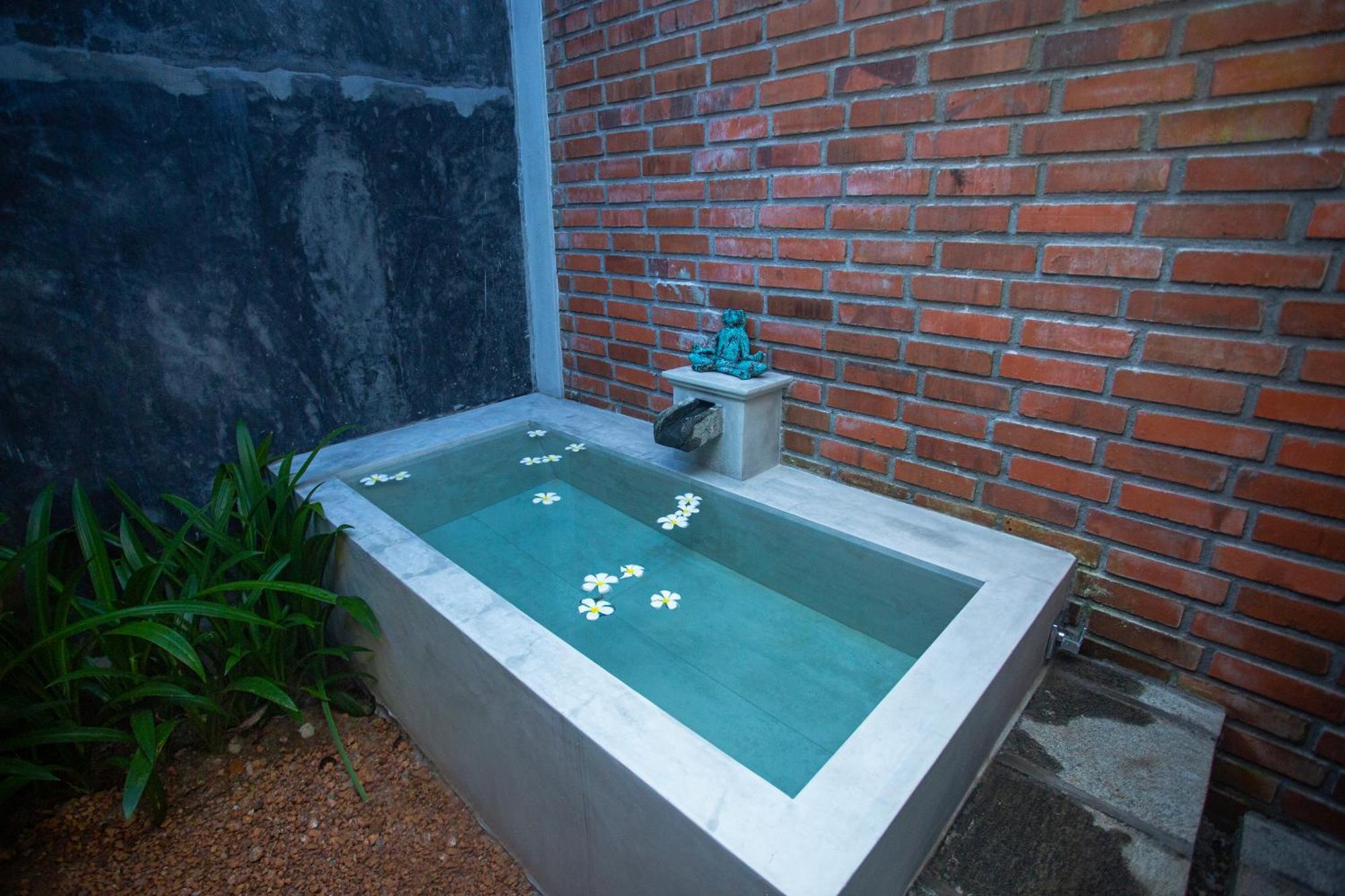 Dhyana Villa アンバランゴダ エクステリア 写真