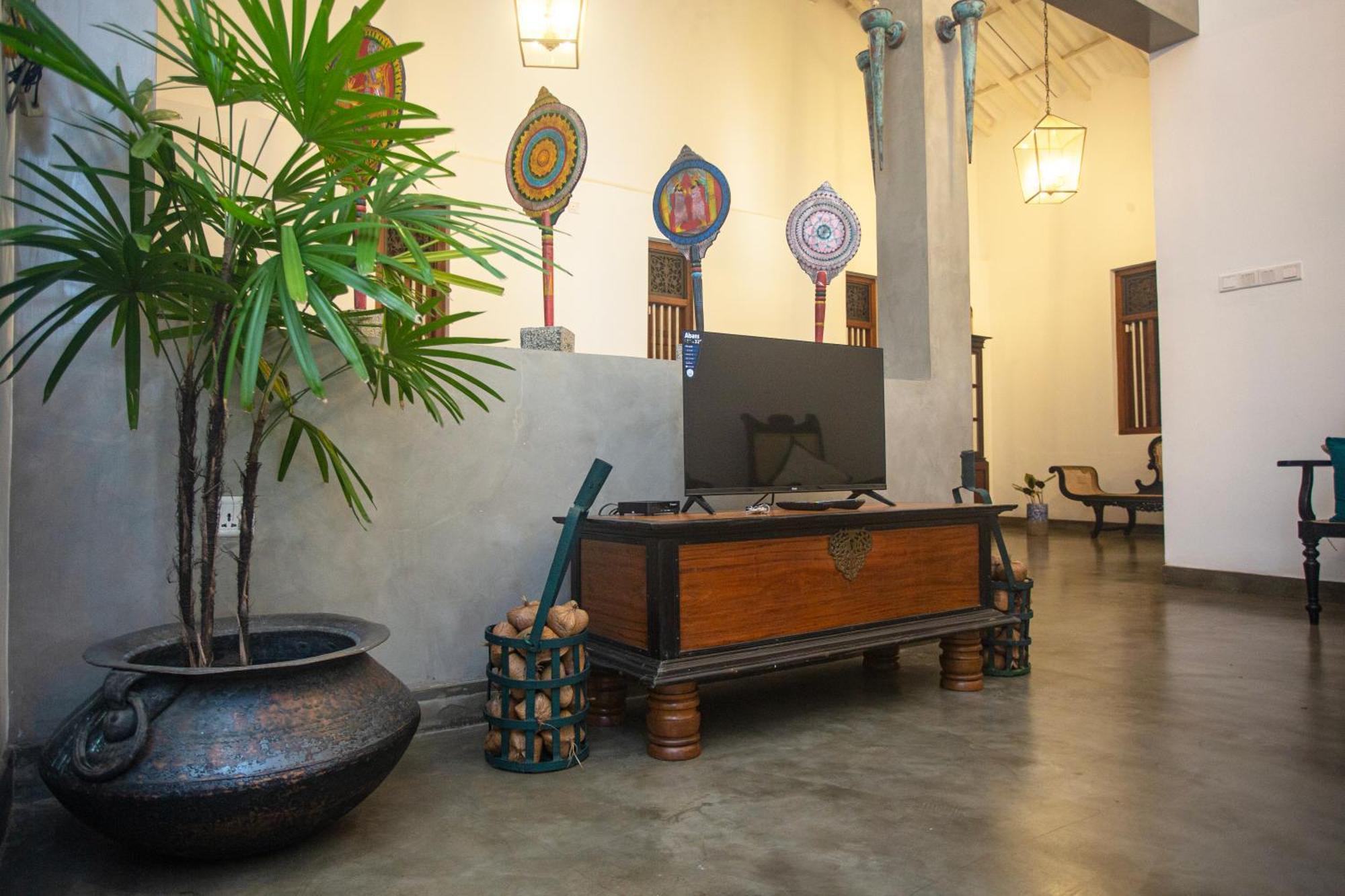 Dhyana Villa アンバランゴダ エクステリア 写真
